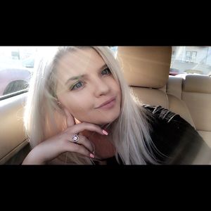 Meet your Posher, Rachel